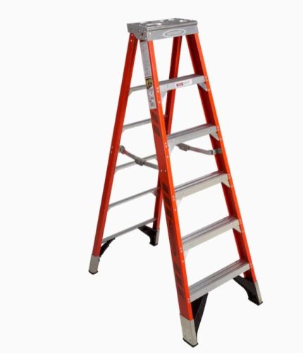 6 FT 375# F.G. STEPLADDER (1AA)  *PICK UP ONLY*