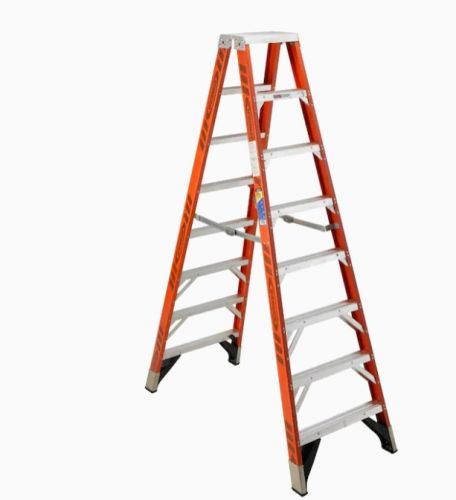 8 FT 375# F.G. STEPLADDER (1AA)  *PICK UP ONLY*